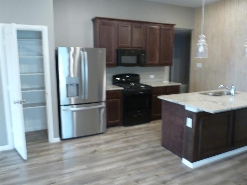 14020 Danesdale Dr - Photo 5 of 28