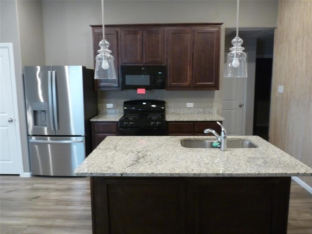 14020 Danesdale Dr - Photo 7 of 28