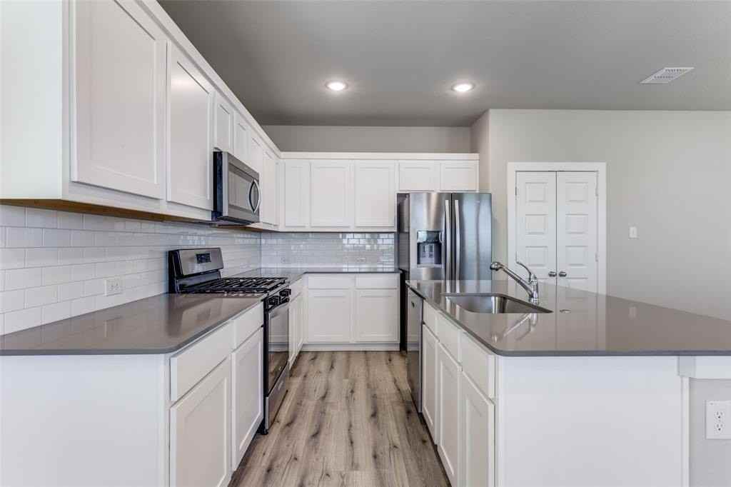 3108 Leatherwood Ln - Photo 7 of 16