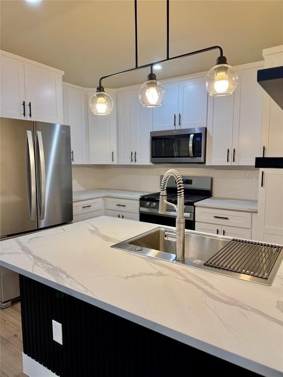 1213 Hawley Ln - Photo 3 of 12