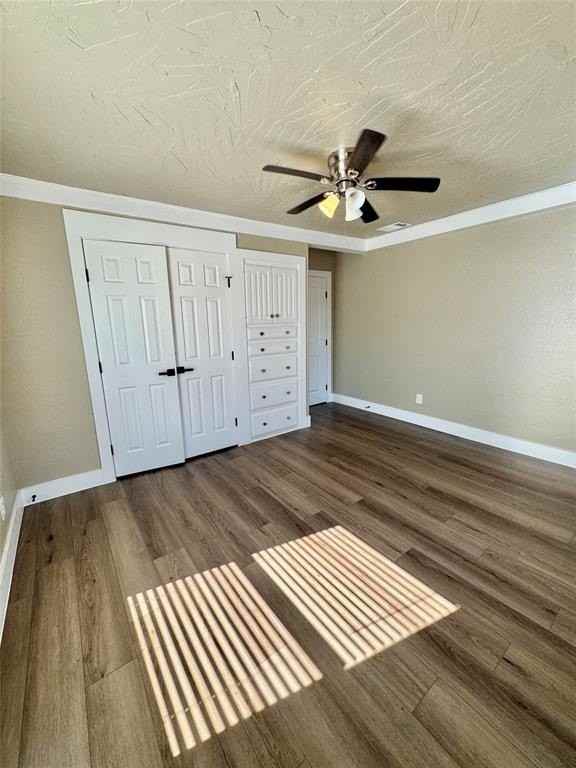 1213 Hawley Ln - Photo 6 of 12