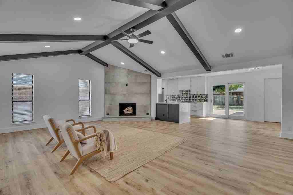 2611 Boulder Dr - Photo 6 of 29