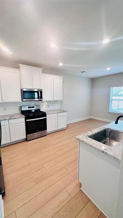 1320 Windermere Way - Photo 4 of 27