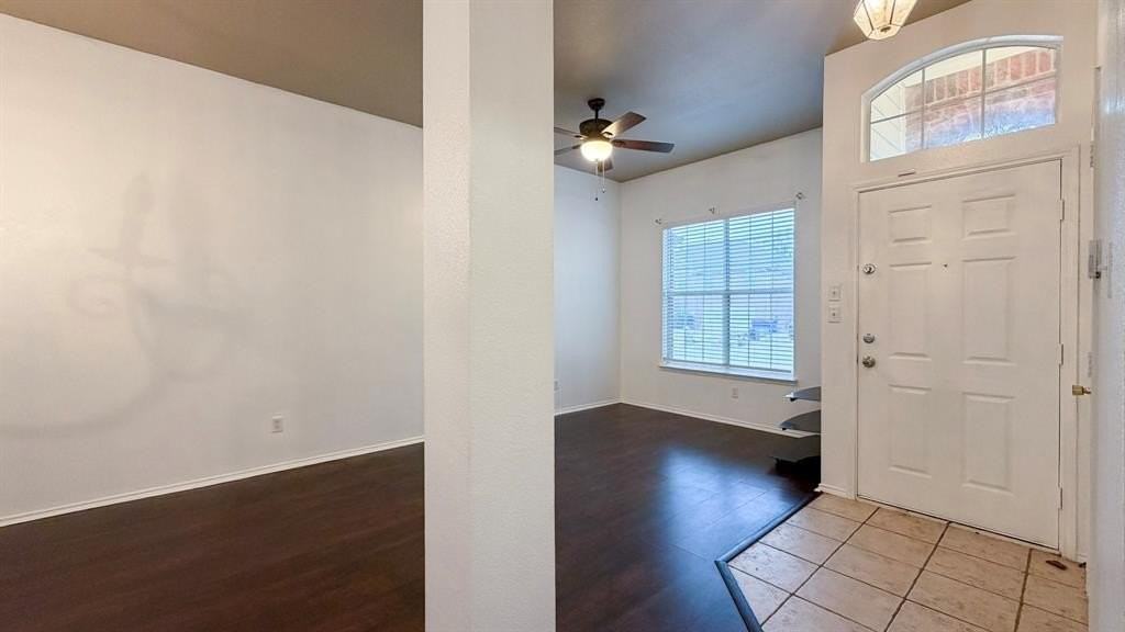 1213 Maple Terrace Dr - Photo 3 of 20