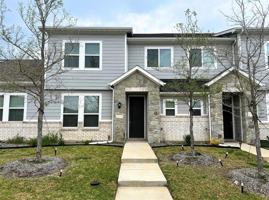 featured image of 1332 Creekbank Dr #D