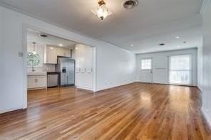 9539 Peninsula Dr - Photo 5 of 11