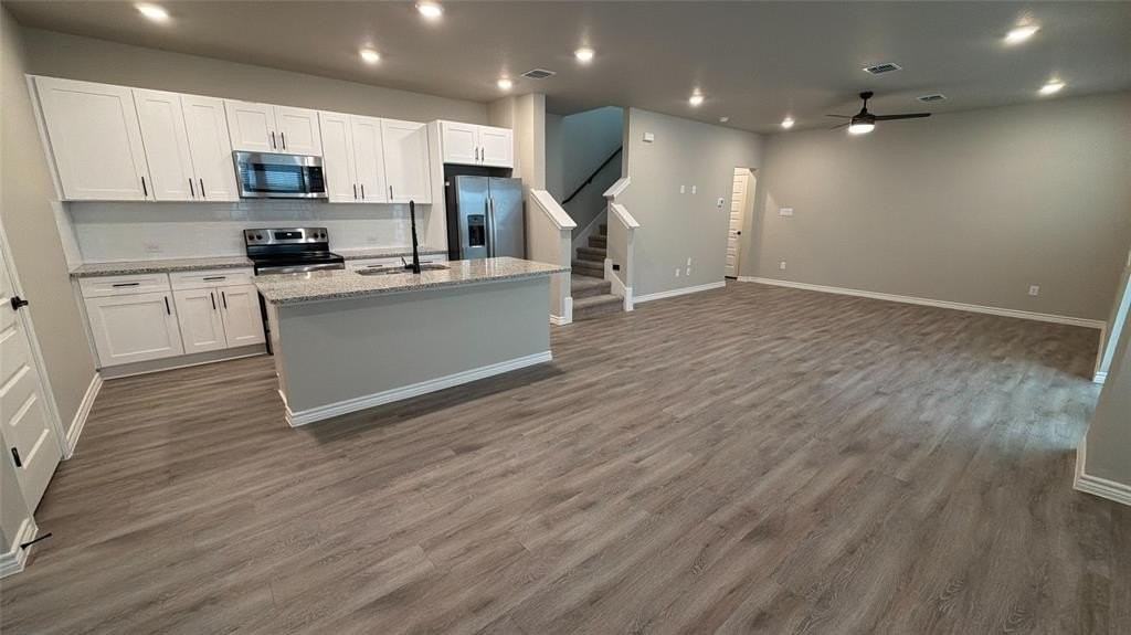 813 Vine St #122 - Photo 3 of 16