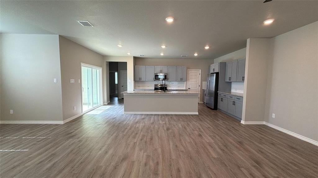 724 Vine St #165 - Photo 5 of 19