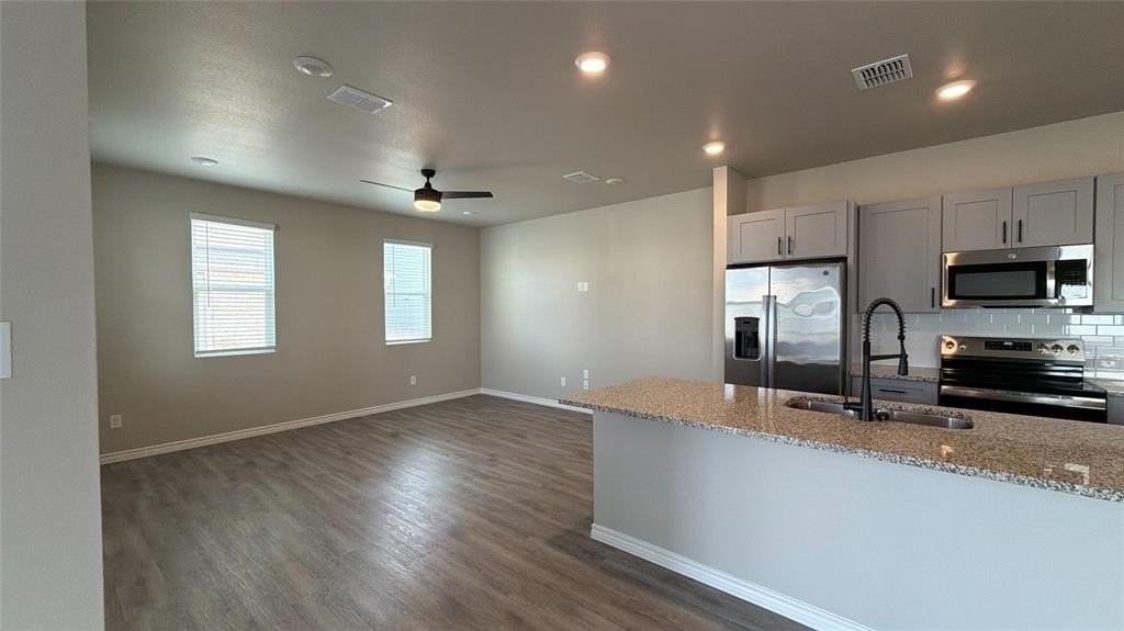 805 Vine St #120 - Photo 5 of 16