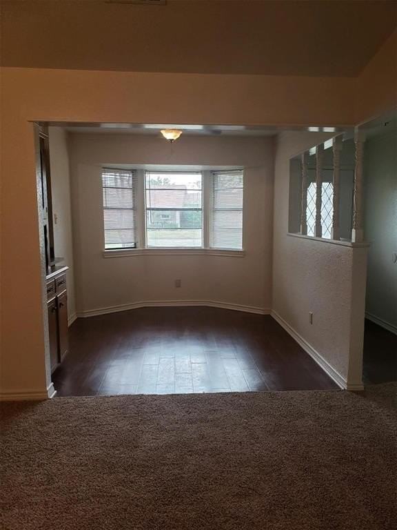 1207 Alpine St - Photo 6 of 7