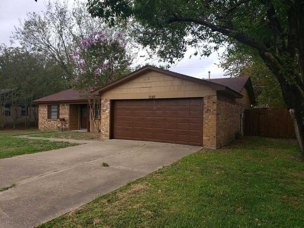 1207 Alpine St - Photo 7 of 7