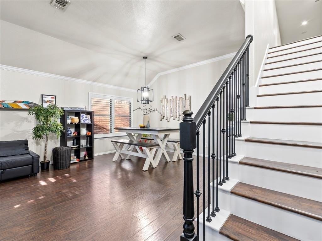 2005 Michelle Creek Dr - Photo 3 of 40