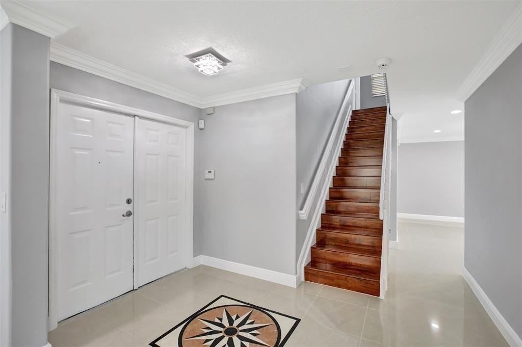 2355 Nw 138th Dr - Photo 3 of 32