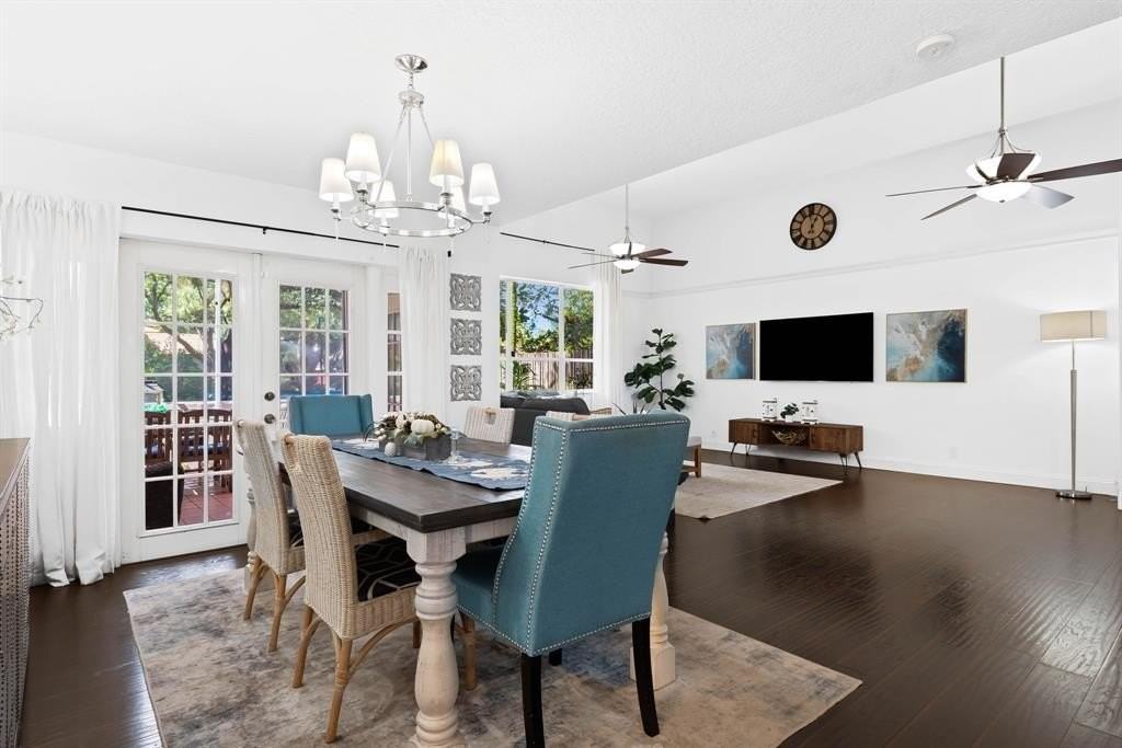 1021 Nw 108th Ave - Photo 4 of 27