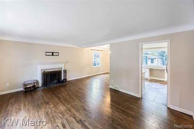 1316 Lyons Ave - Photo 4 of 25