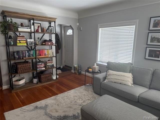 4430 Green Lake Rd - Photo 7 of 15