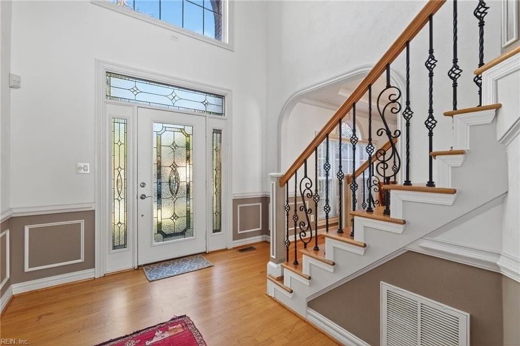 2301 Souverain Ln - Photo 3 of 35