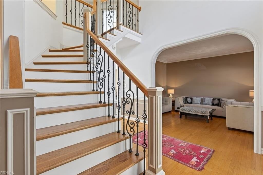 2301 Souverain Ln - Photo 5 of 35