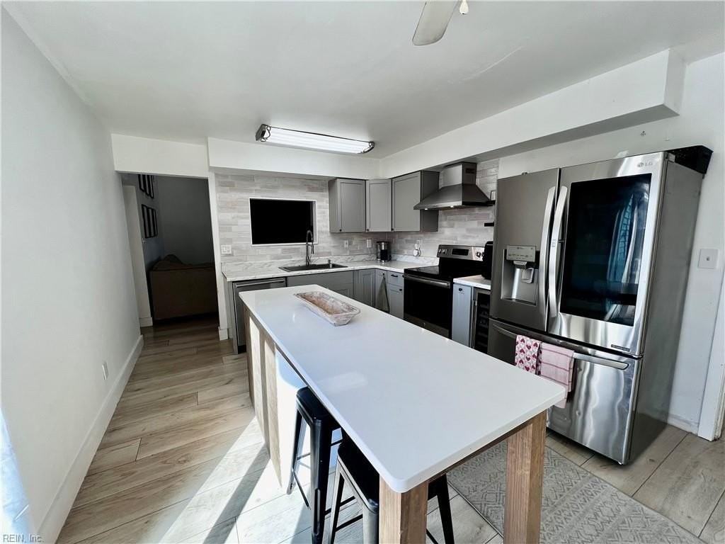 4176 Rainbow Dr - Photo 3 of 16