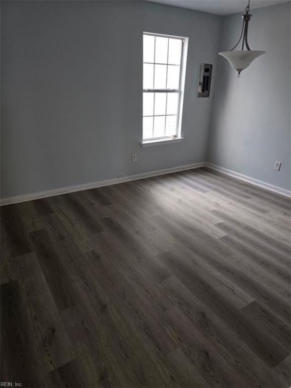 245 Wexford Dr W - Photo 3 of 10