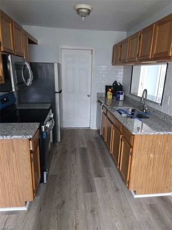 245 Wexford Dr W - Photo 4 of 10