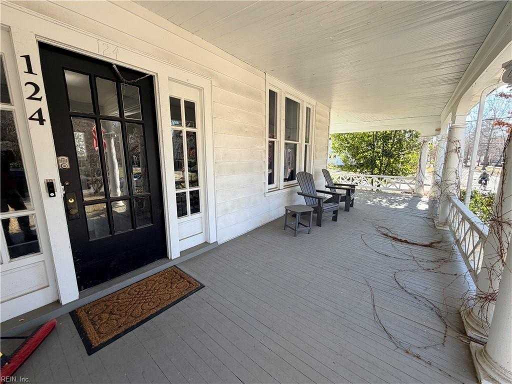 124 Linden Ave - Photo 4 of 31