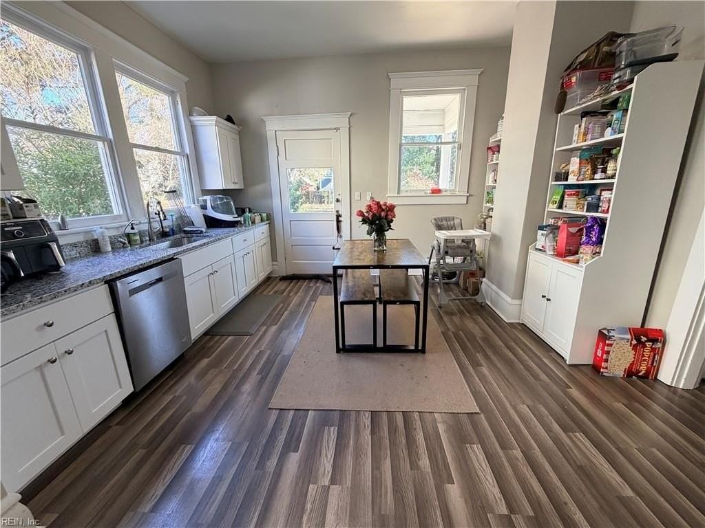 124 Linden Ave - Photo 7 of 31