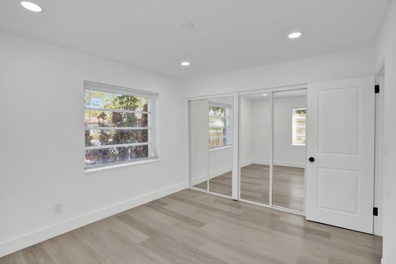 1401 S 16th Ave - Photo 5 of 37