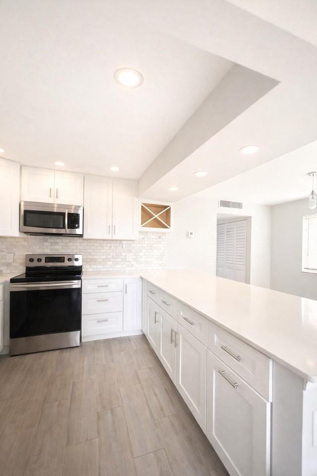 299 Tuscany F #F - Photo 2 of 7