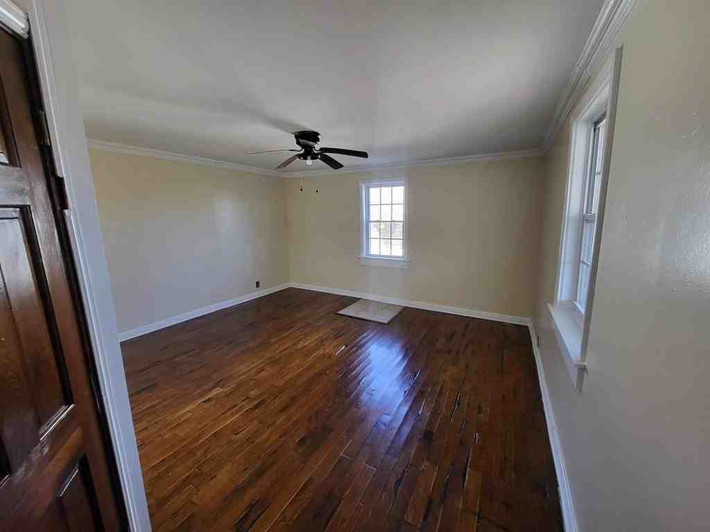 15152 Back St - Photo 4 of 11