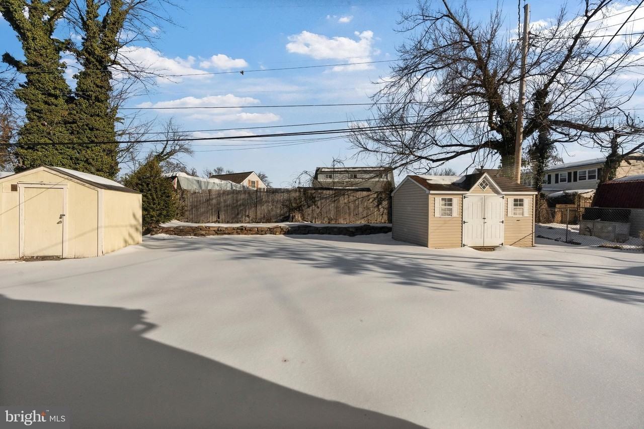 1224 Guildford Rd - Photo 2 of 22