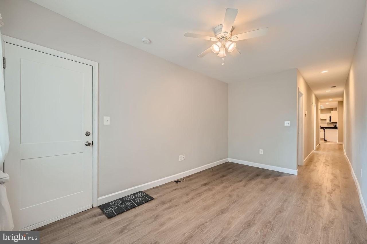 2500 E Fayette St Apt 1 #1 - Photo 7 of 17