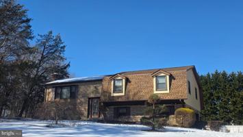 featured image of 8744 Valley Dr