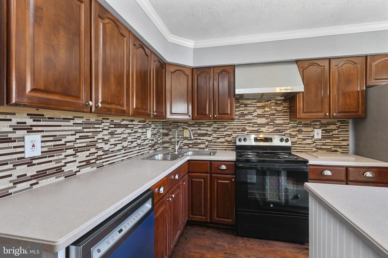 2828 Beckon Dr - Photo 7 of 39