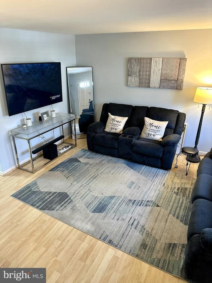 5985 Grand Banks Rd - Photo 4 of 21