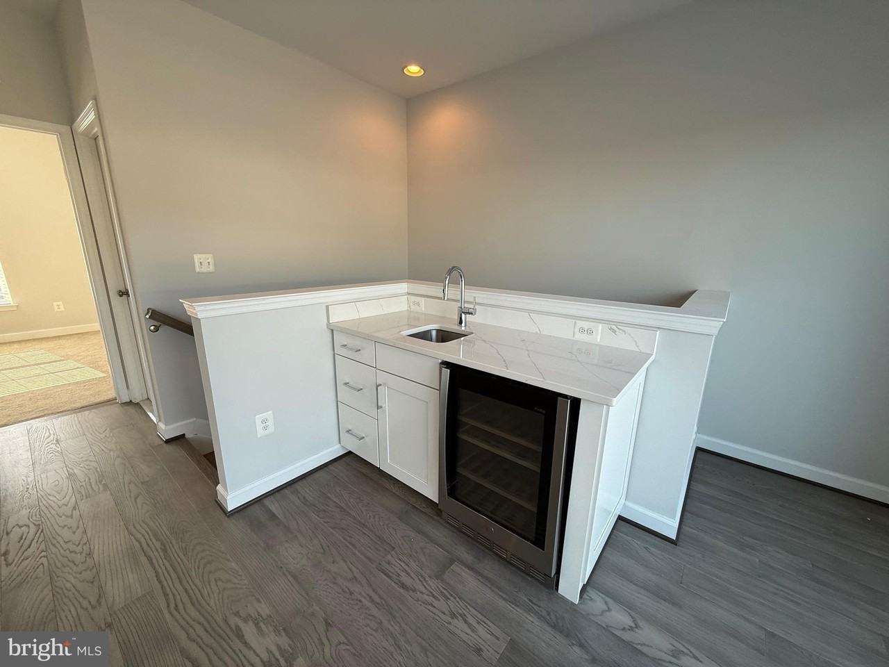 620 Leigh Way - Photo 4 of 37