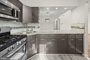 featured image of 302B Harwood Ct