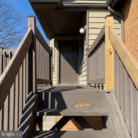 805 Augusta Cir - Photo 2 of 24