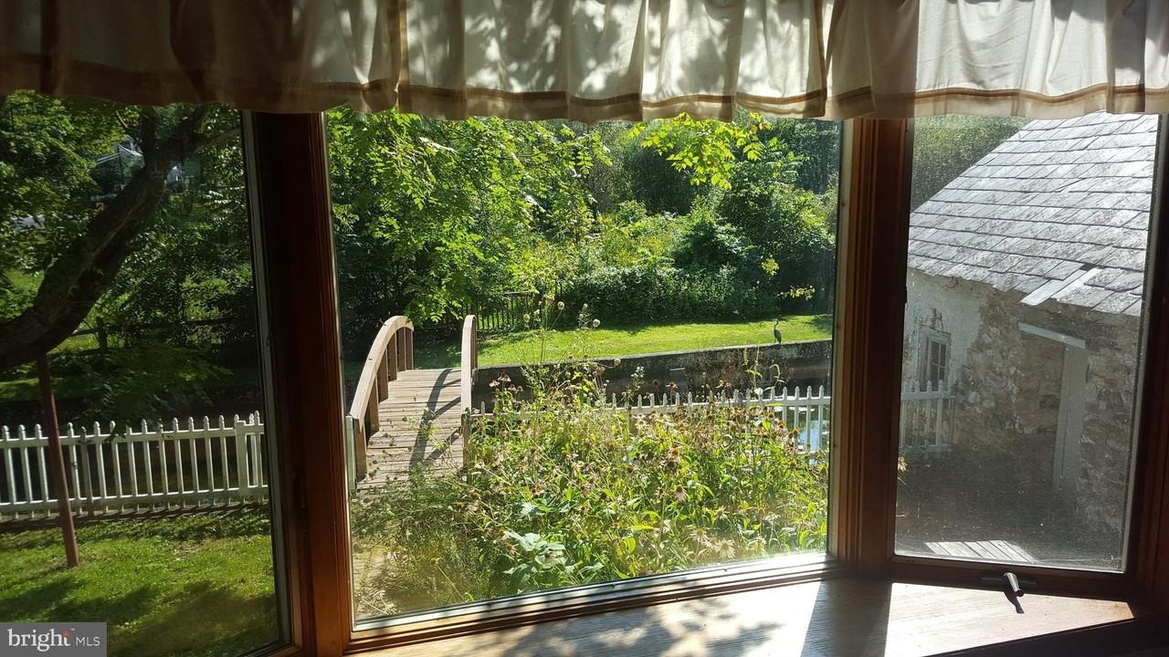 2902 LOWER SAUCON Road - Photo 7 of 45