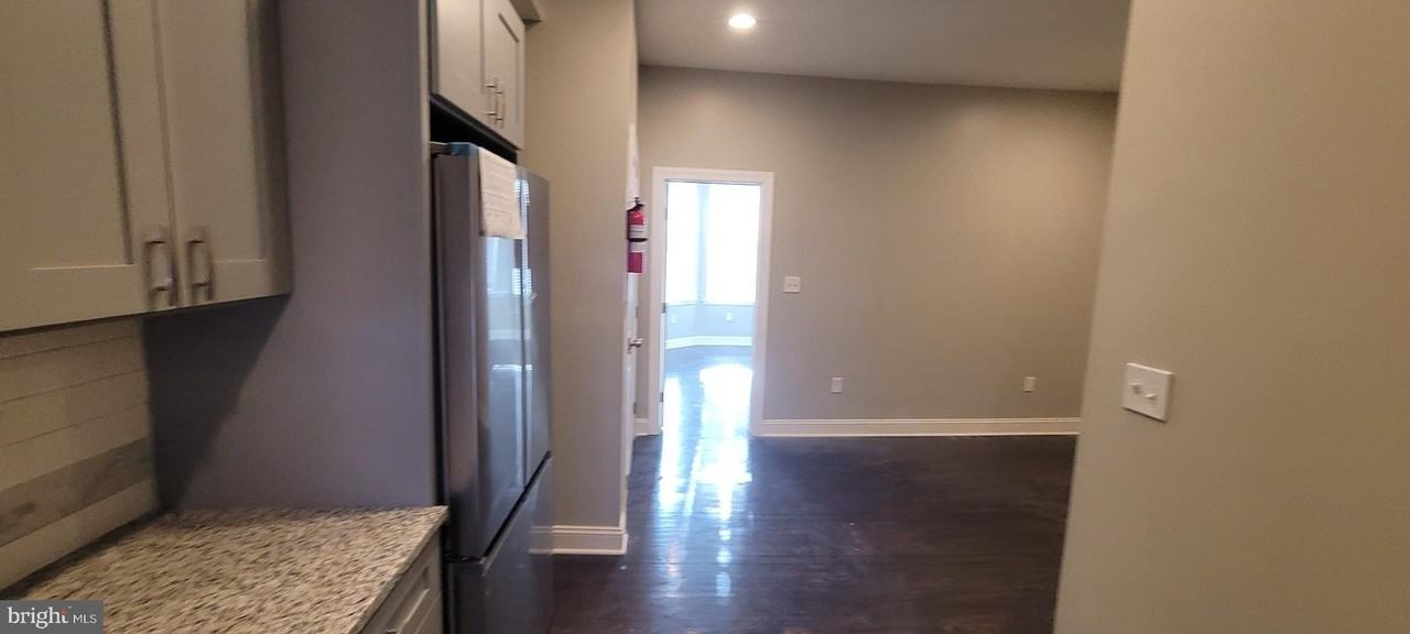 4233 Lancaster Ave Apt 2nd #2ndFLUNITA - Photo 7 of 9