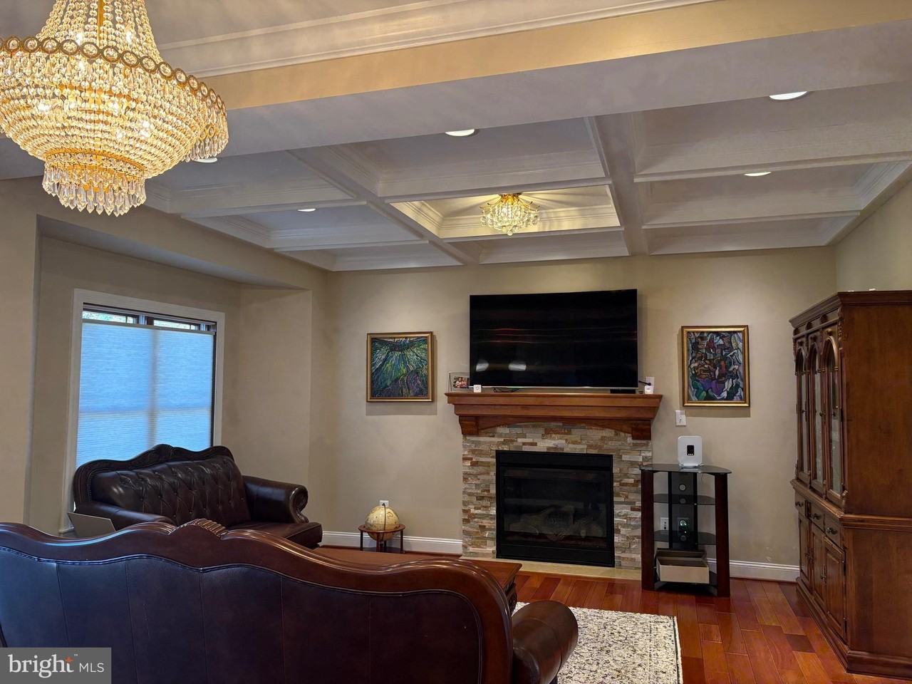 2445 S Kenwood St #2445 - Photo 5 of 50