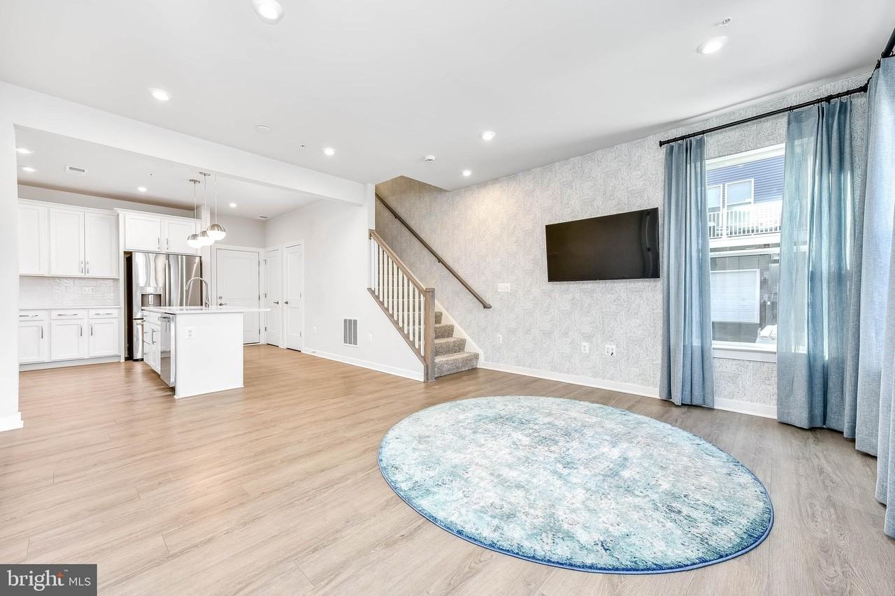 4627 Olivine Dr Unit 105 #105 - Photo 2 of 27