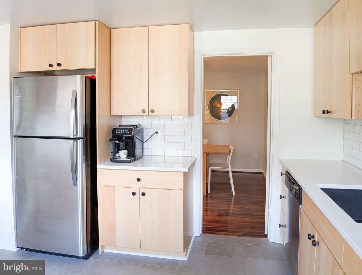 8939 Park Forest Dr - Photo 6 of 36