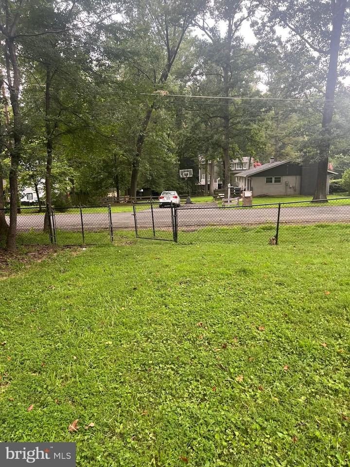 1100 Springvale Rd - Photo 2 of 4