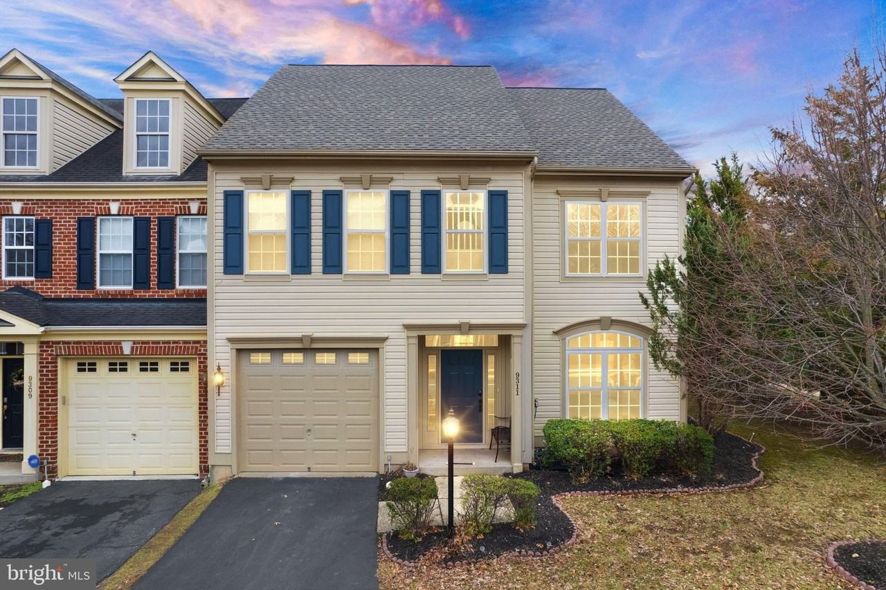 9311 Warren Falls Ln - Photo 2 of 50