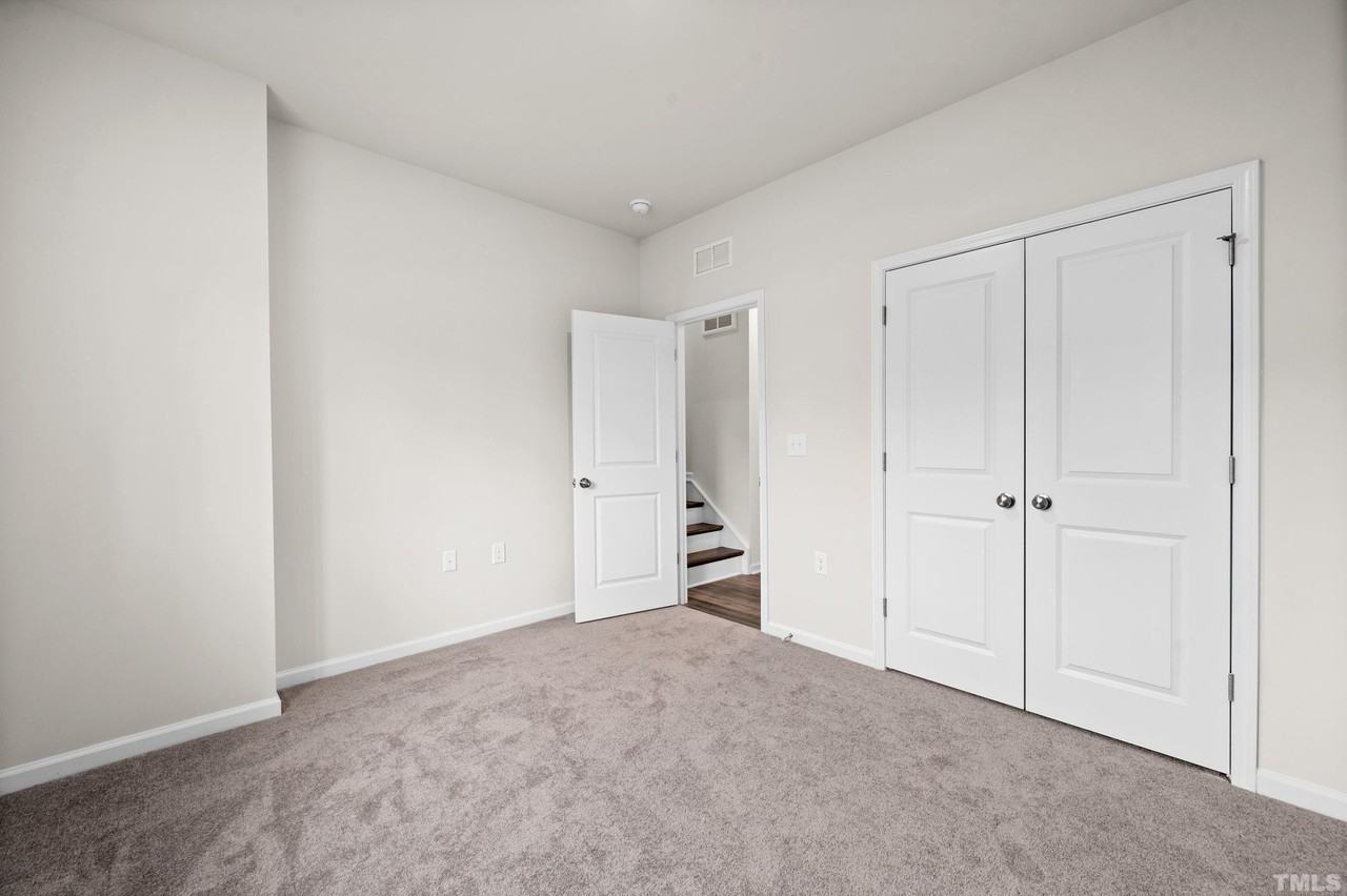 414 Odham Ln - Photo 3 of 29