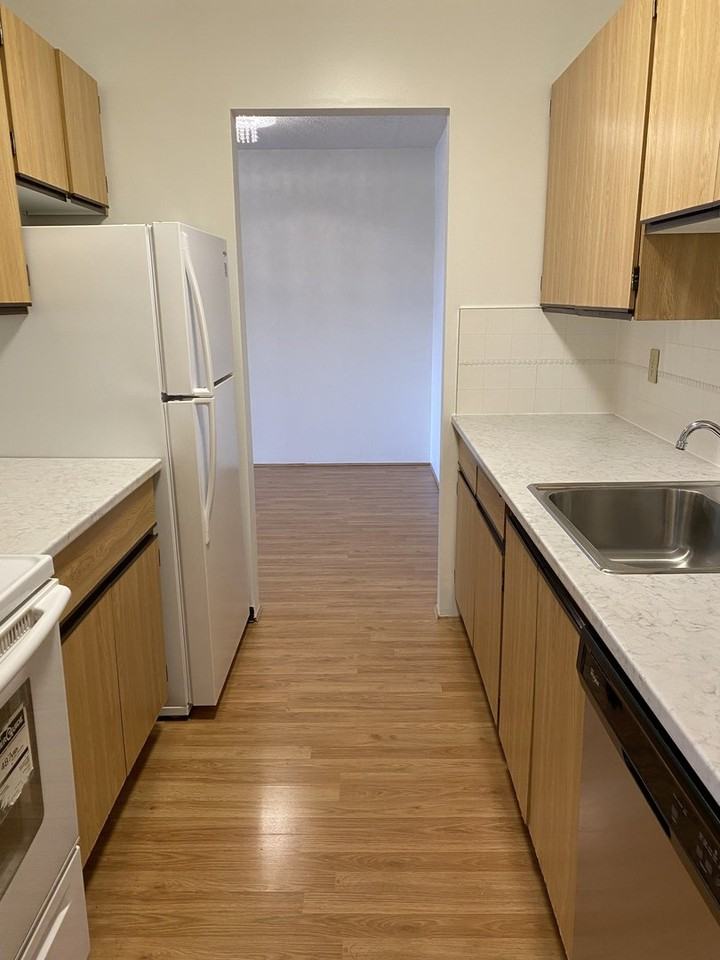 8511 Ackroyd Rd - Photo 2 of 7