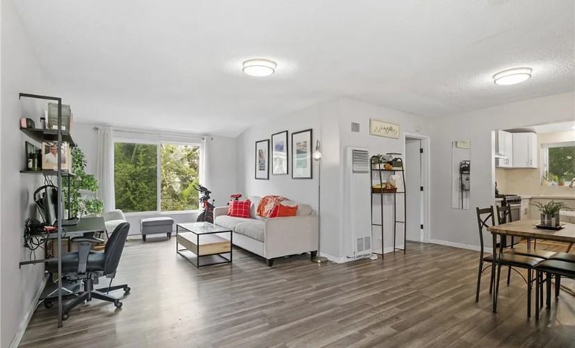 611 S Orange Ave #10 - Photo 2 of 20