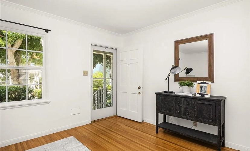 1104 N Louise St #B - Photo 3 of 23