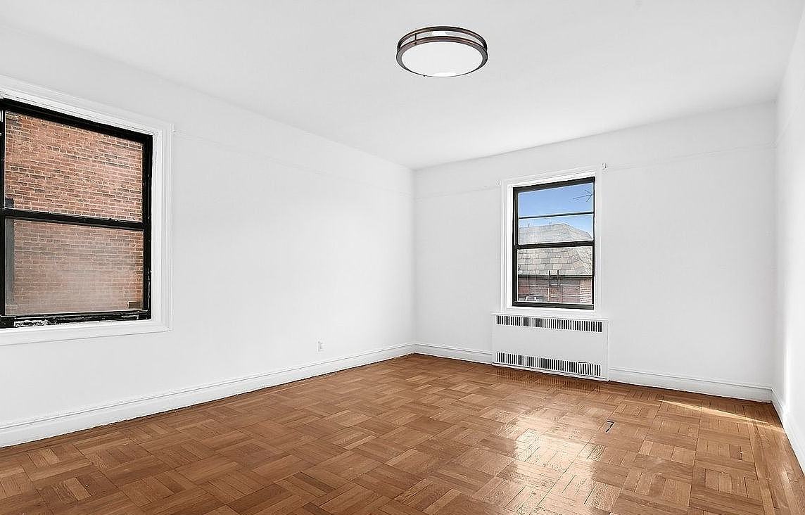 3530 73rd St #3A - Photo 2 of 6